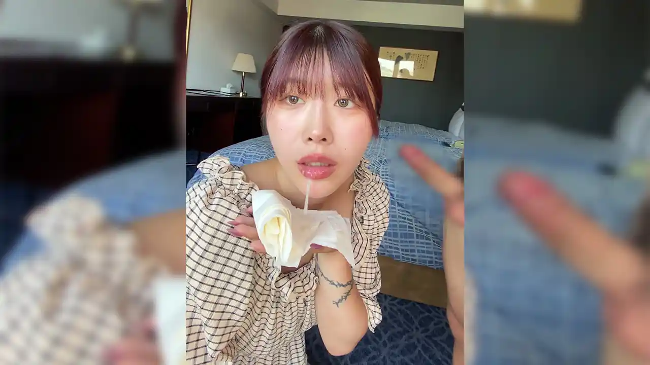 [7 oral and facial cumshots/vertical video] Beautiful office lady gives a blowjob in casual clothes, bikini and completely naked!